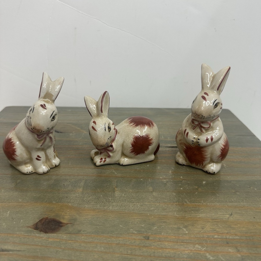 Lot Of 3 Staffordshire Style Bunny Rabbit Small Porcelain Figurine 3-4" Red Mini
